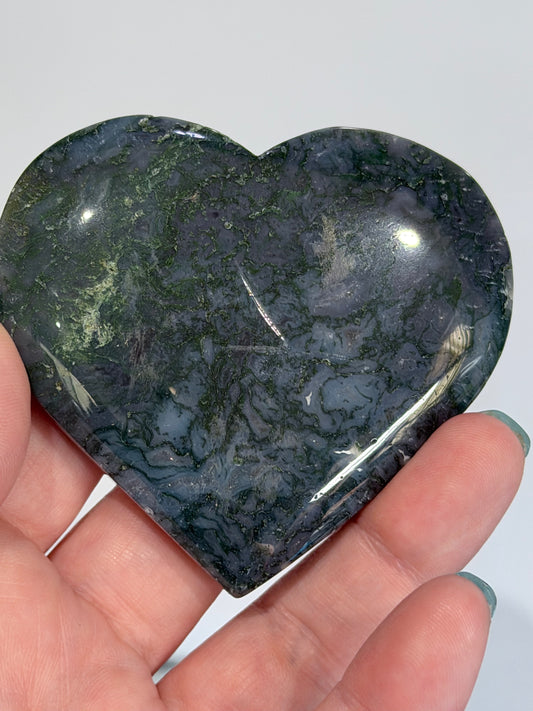 Moss Agate Heart – 130g A - 7.2cm