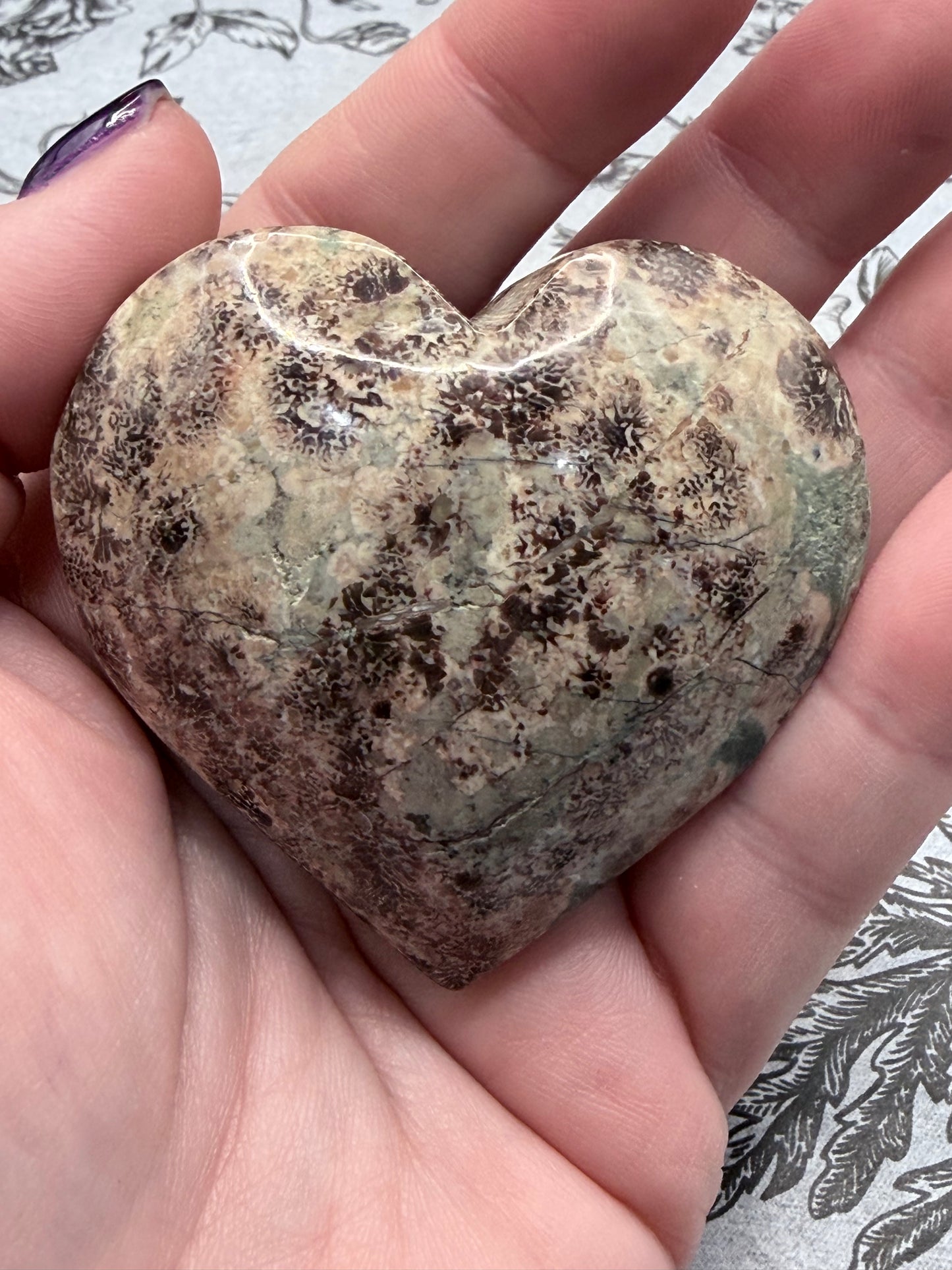 Green Flower Agate Chunky Heart – 117g (Self Standing)