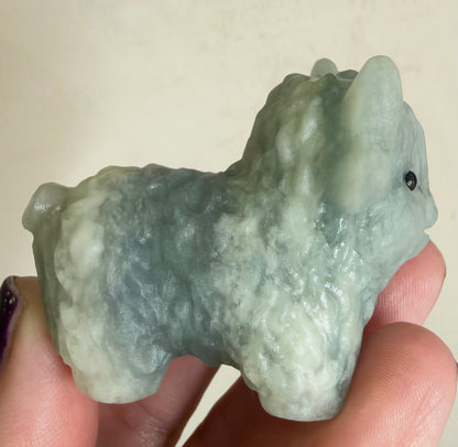 Pale Blue & Cream Highland Cow Carving – 5–6 cm