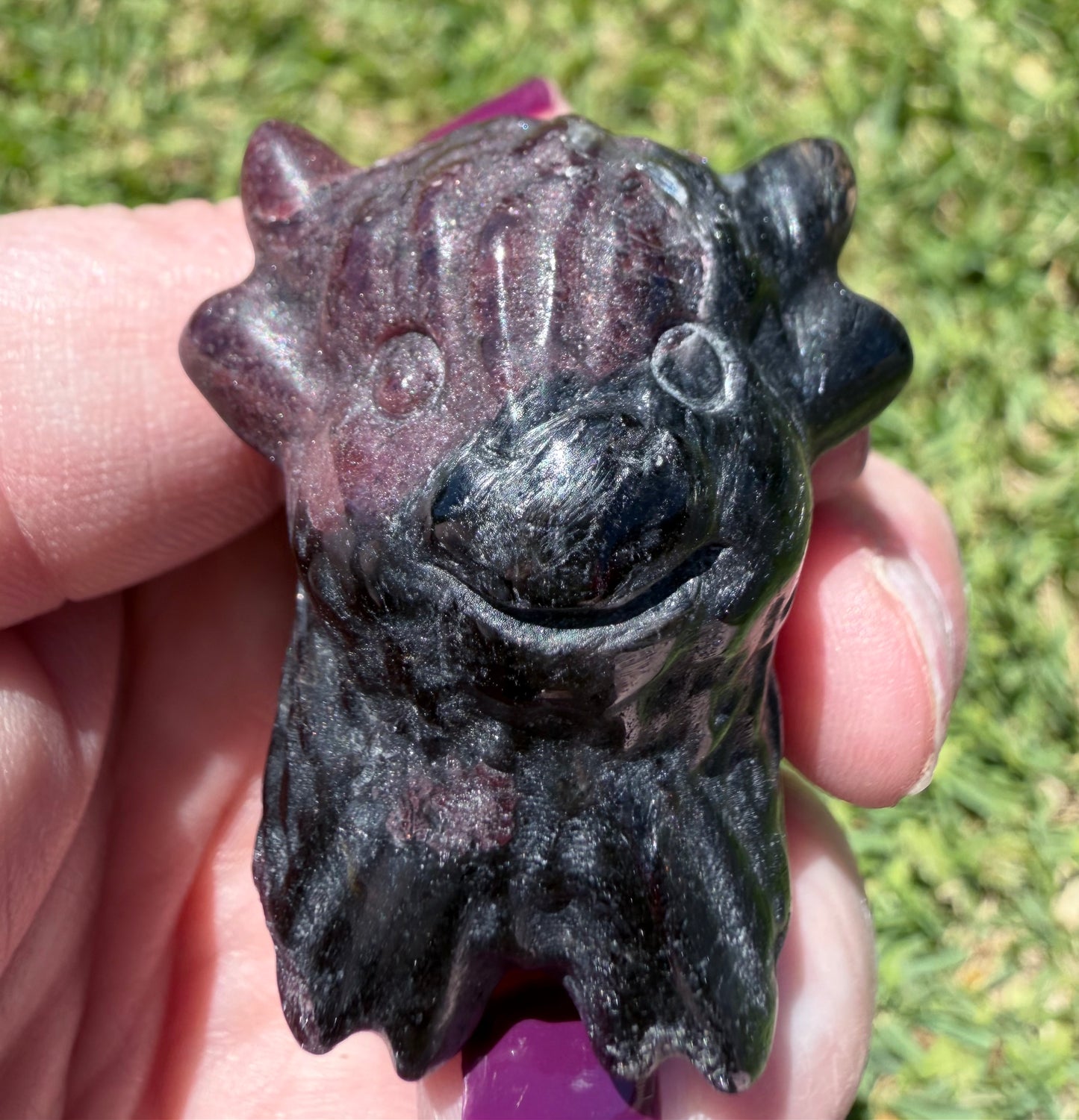 Garnet Highland Cow 5.5x4.5cm