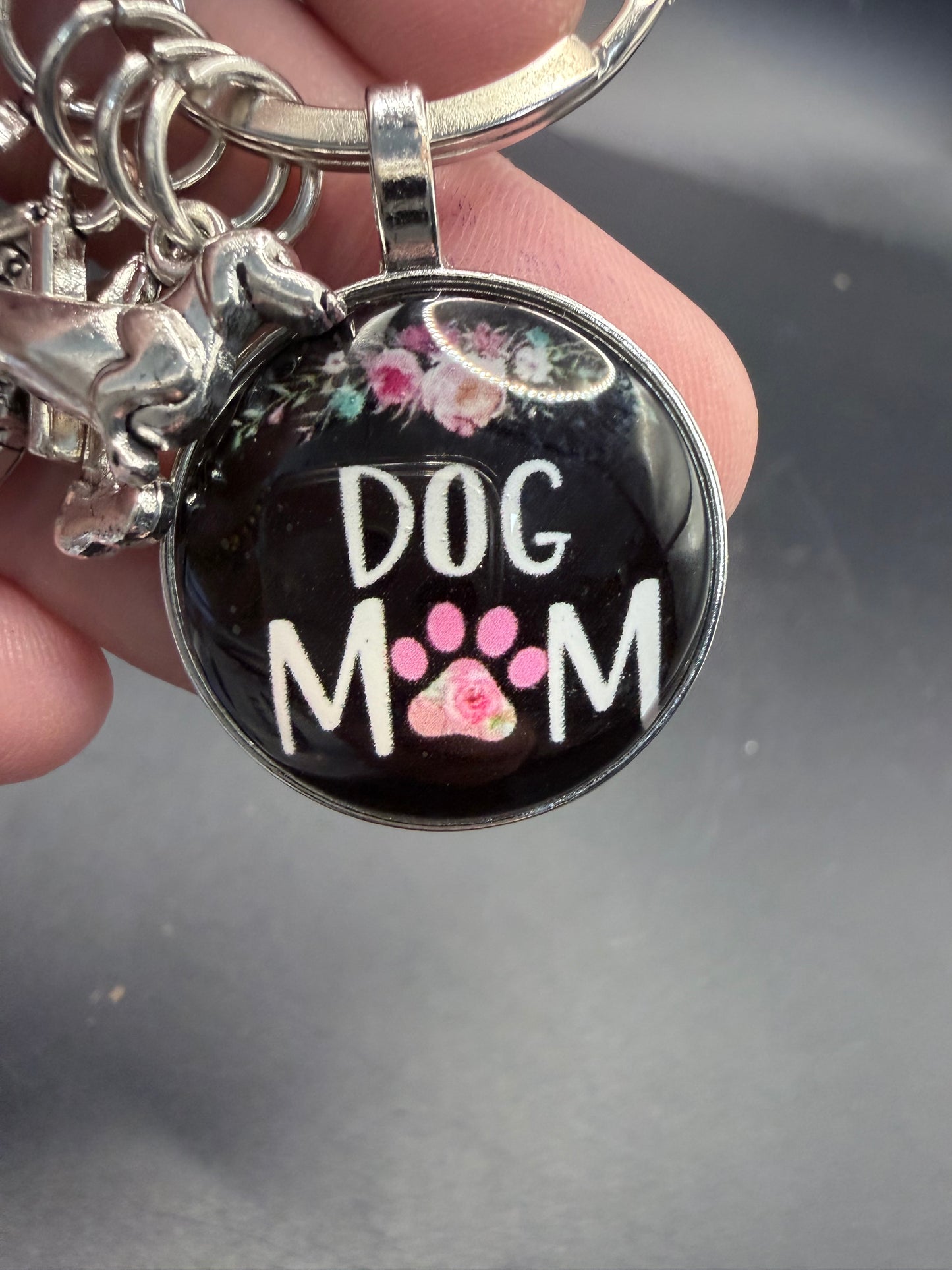 Dog Mum Charm Keychain – Cute Multi-Charm Design