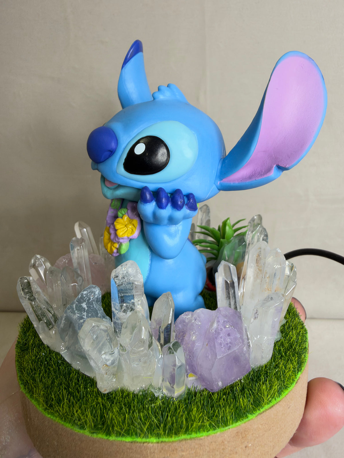 Stitch Crystal Garden USB Lamp – Approx. 11 cm Base
