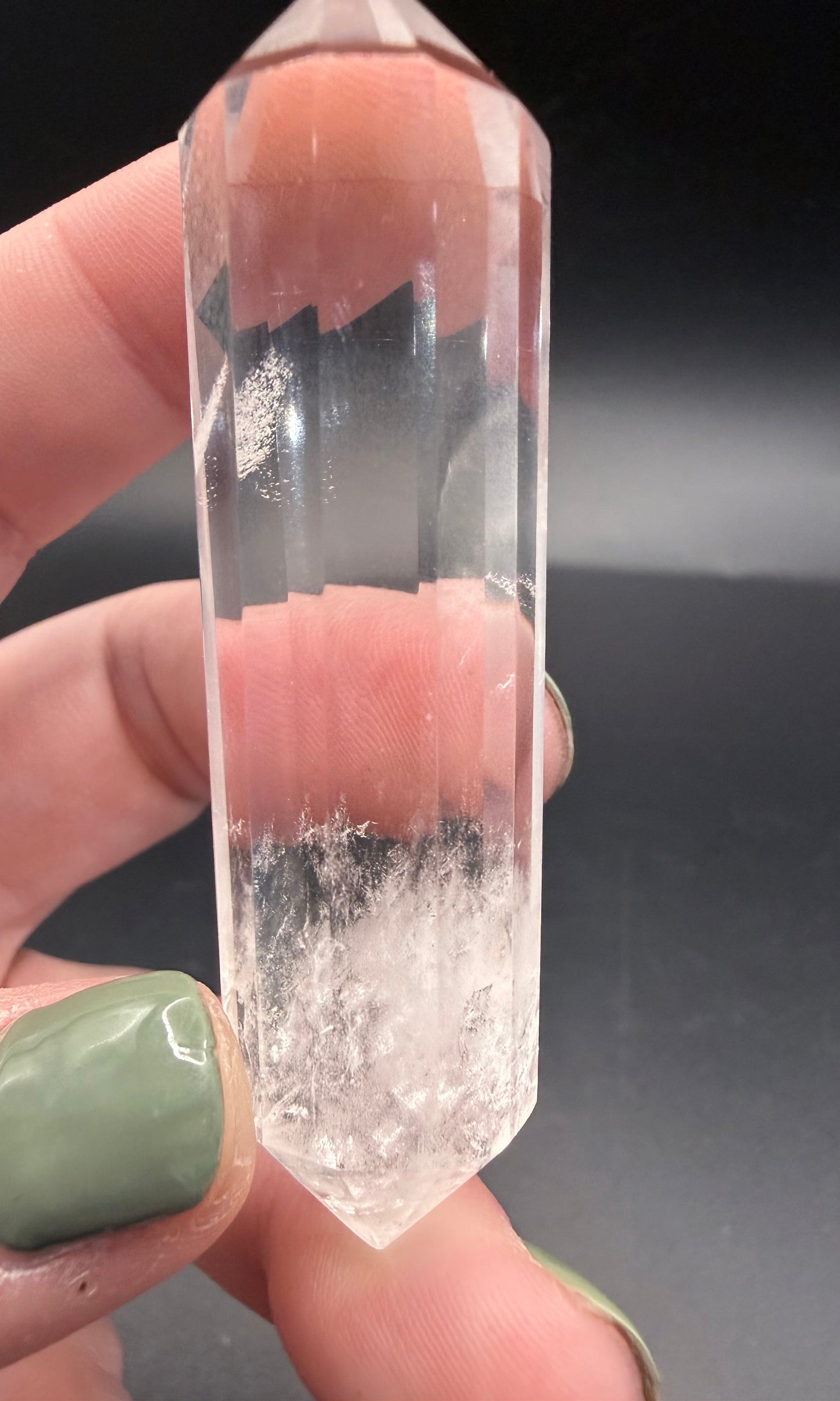 Clear Quartz Vogel Wand – 43 g | 7.3 × 2 cm