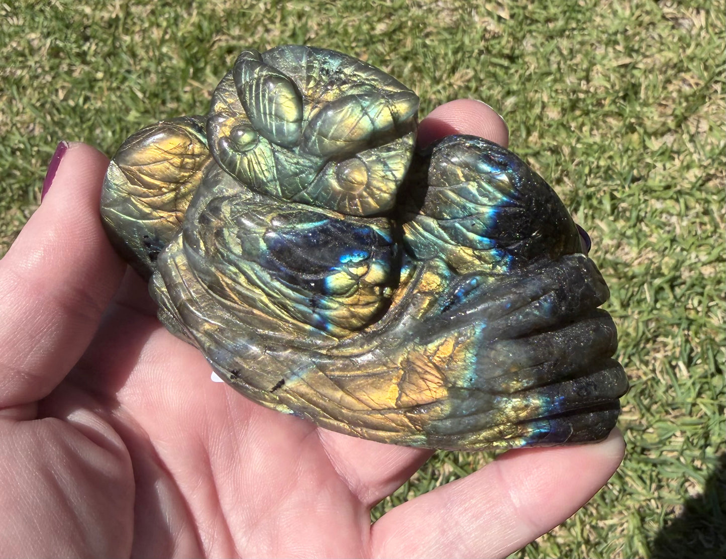 Labradorite Owl Carving – 236g (Gold & Blue Flash)