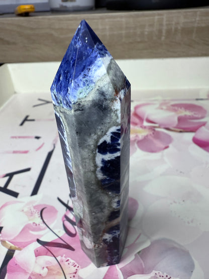 High Quality Sodalite Tower