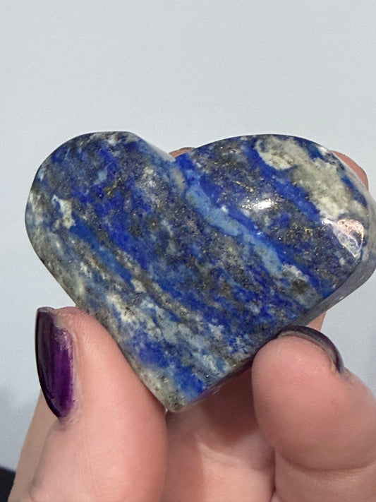 Lapis Lazuli Self-Standing Heart C