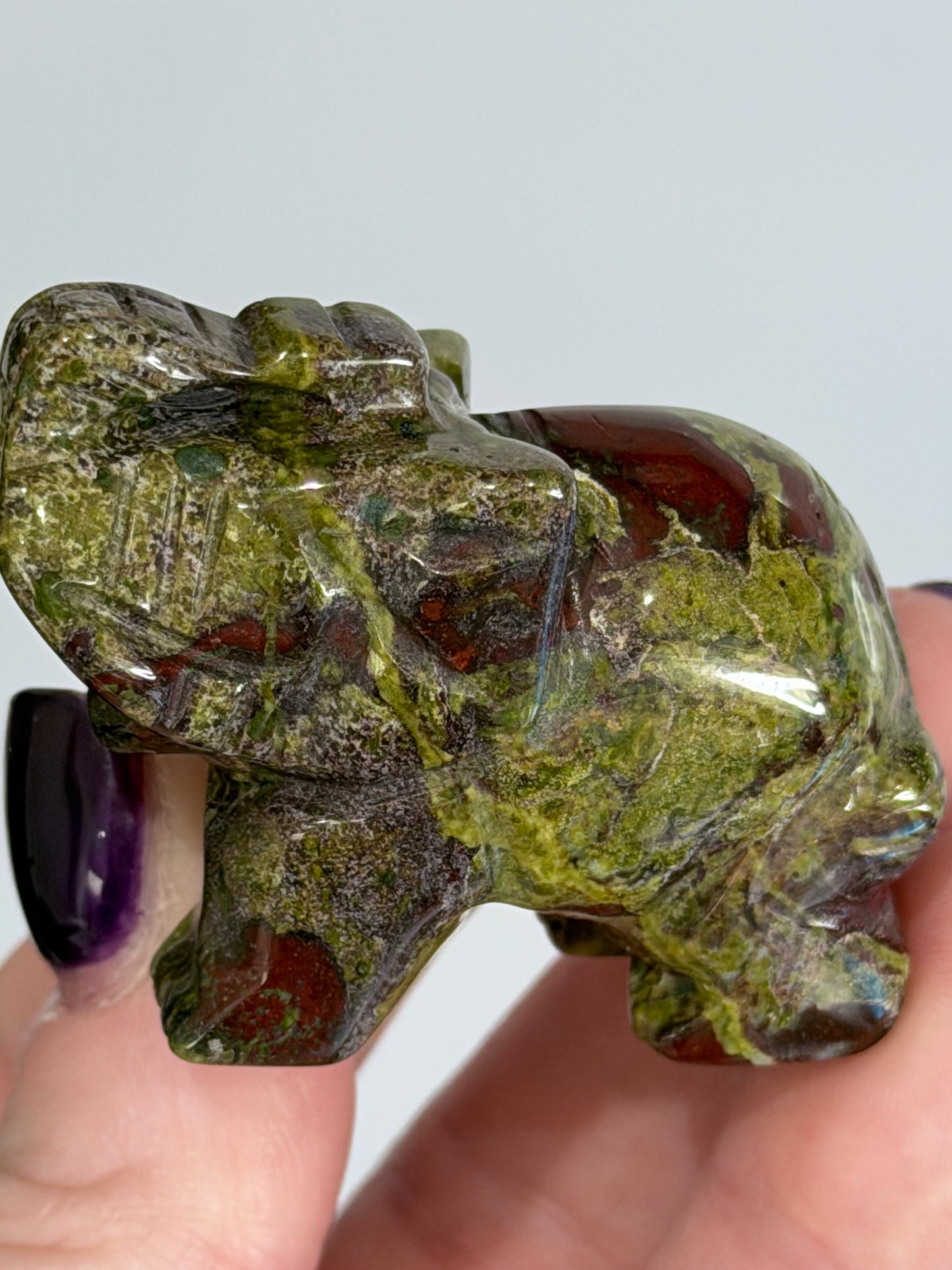 African Bloodstone Elephant Carving – 5 cm