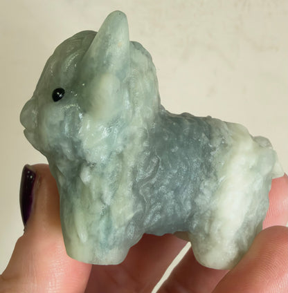 Pale Blue & Cream Highland Cow Carving – 5–6 cm
