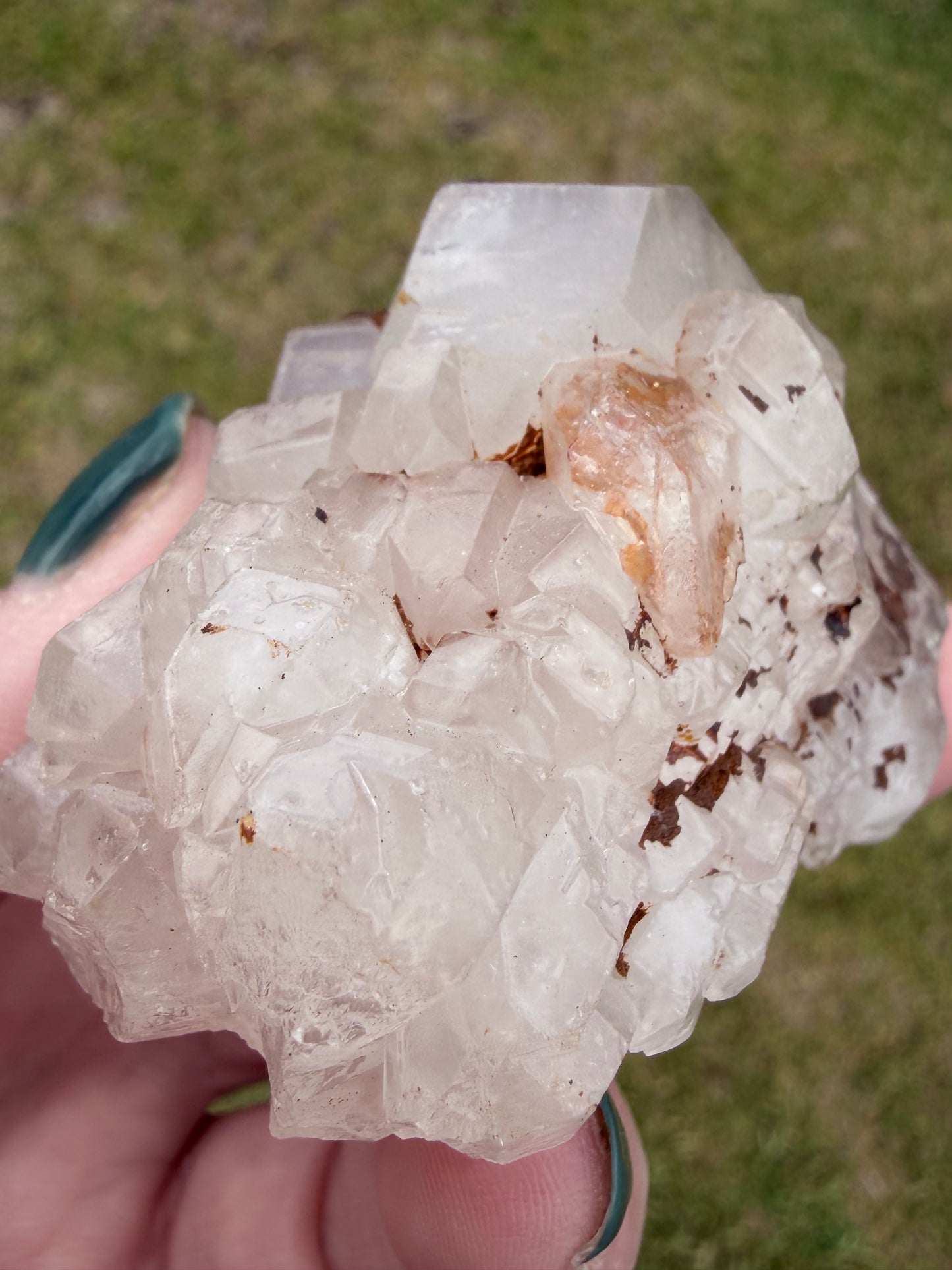 Hematoid Clear Quartz Cluster (Iron-Stained Quartz) – 136g | 6.8 × 4.4cm
