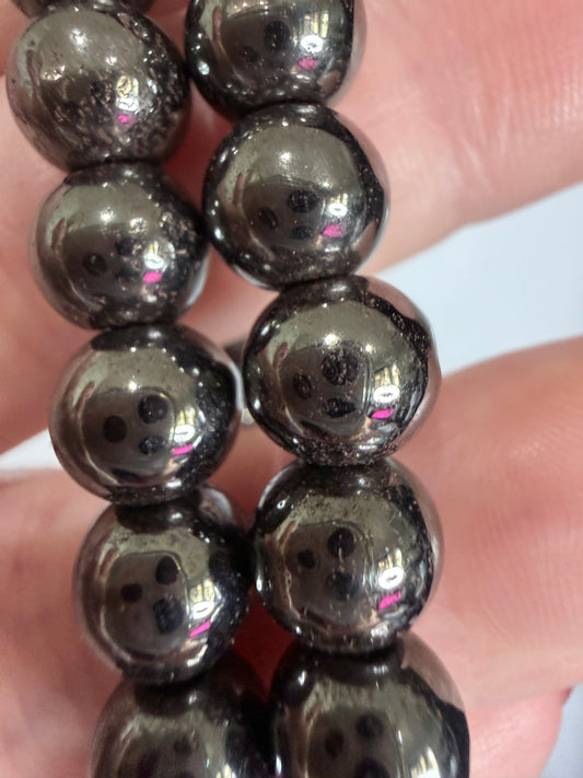 8mm Magnetic Hematite Bracelet

Grounding • Energy Balance • Strength