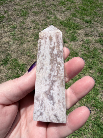 Flower Agate Tower  9.2 × 3 cm | 127 g