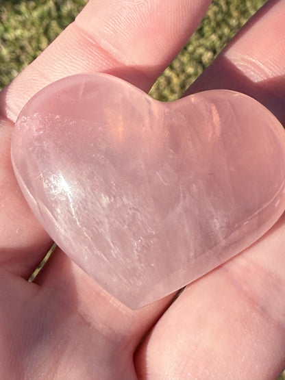 Gemmy Rose Quartz Heart – 4cm (Intuitively Chosen)