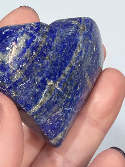 Lapis Lazuli Self-Standing Heart D 5.4cm