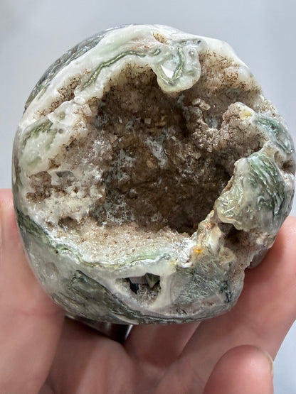 Moss Agate Druzy Skull – 8cm 277g