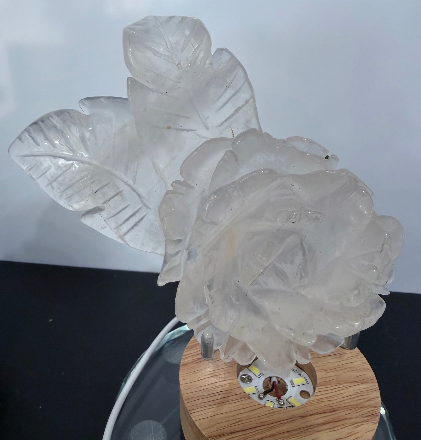 Rose Quartz Rose Carving with Light Base – 14.5 × 8.5 cm | 457g