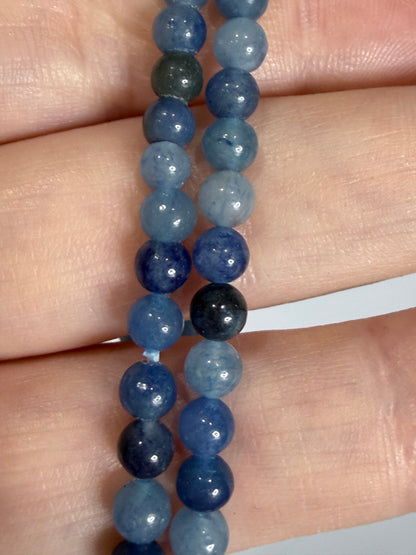 4mm Blue Aventurine Bracelet –

Encourages Confidence