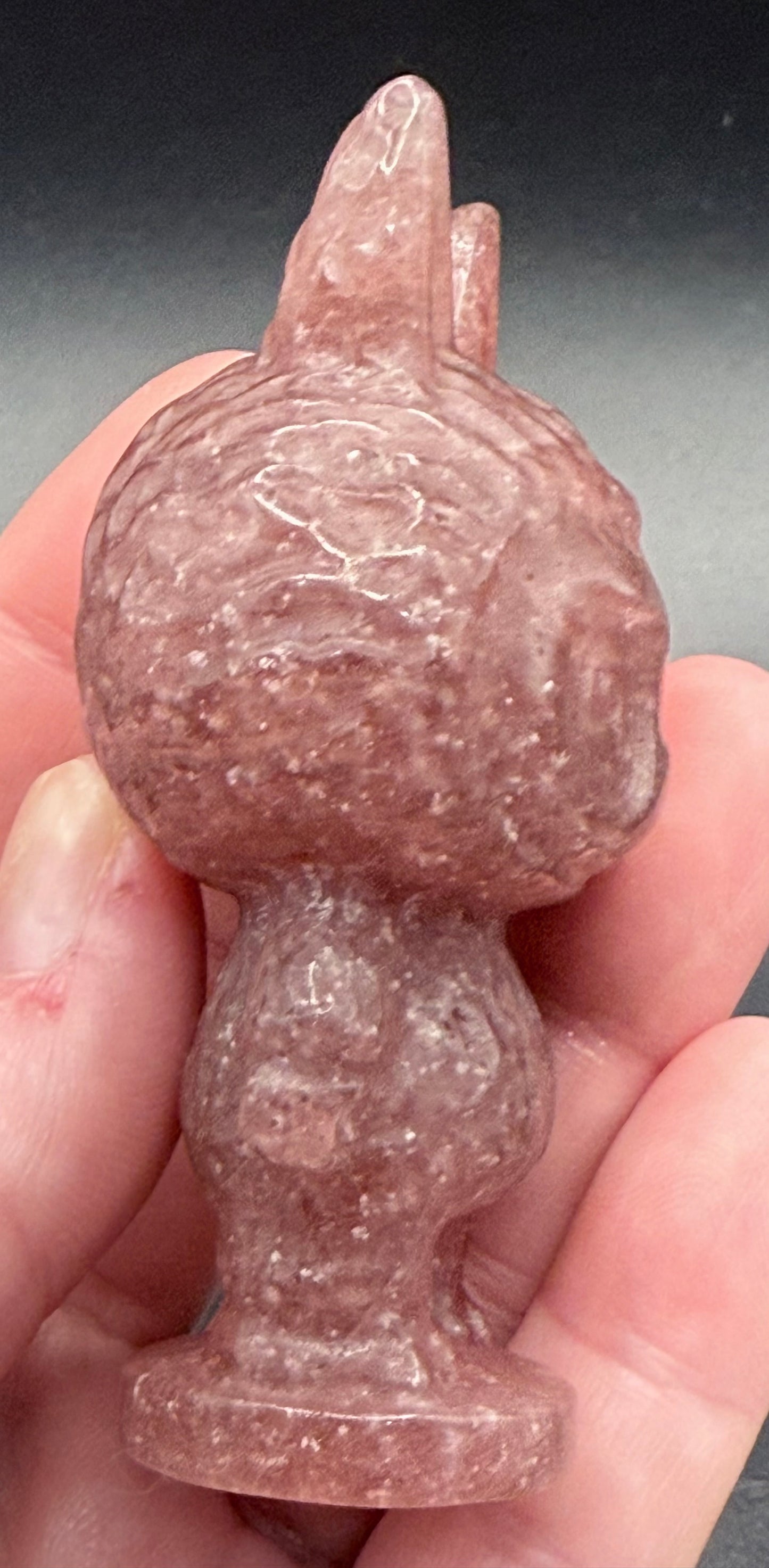 Strawberry Quartz Labubu Carving 7.7cm