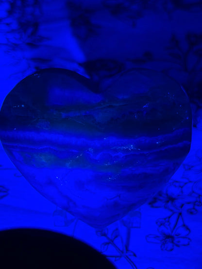 Fluorite in Matrix Heart – UV Reactive 133g | 6.2 x 5.7cm