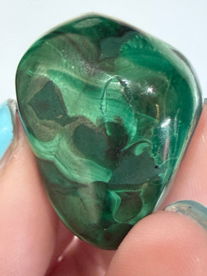 Malachite Tumble Stone – Banded & Eye Pattern B -