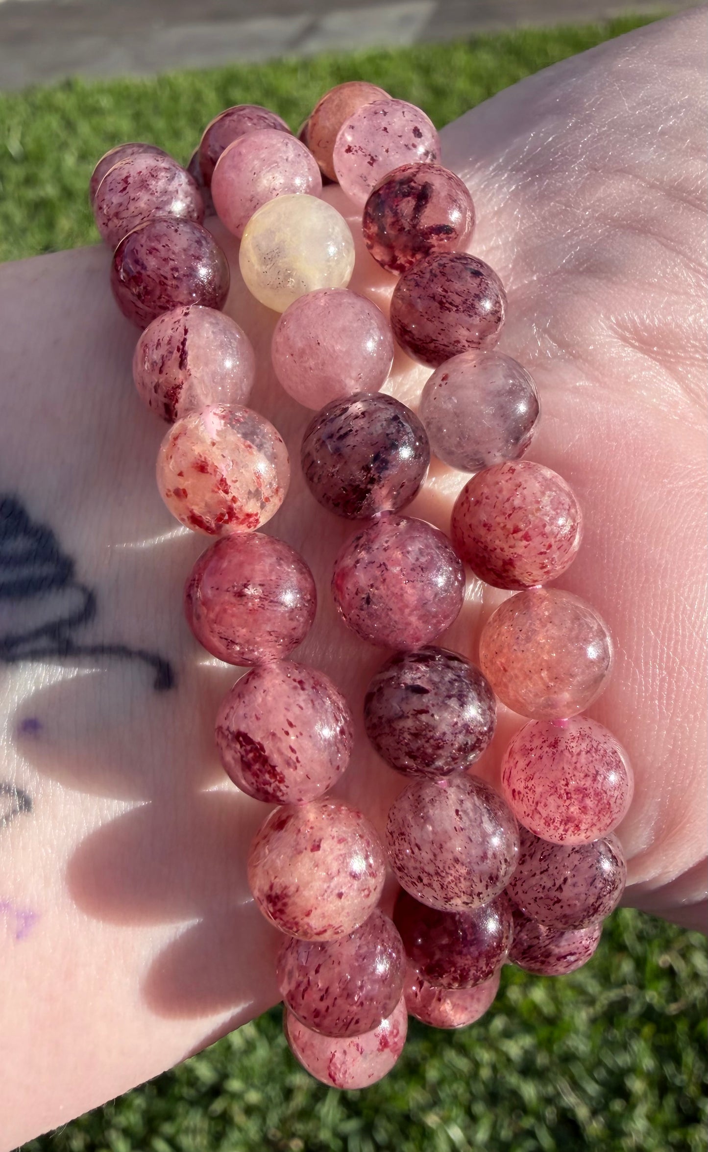 High Quality 8mm Strawberry Quartz Bracelet