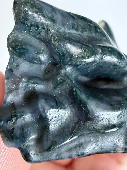 Moss Agate Dragon Head Carving 5cm B -