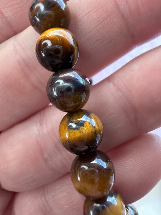 8mm Tiger’s Eye Bracelet

Protection • Confidence • Strength