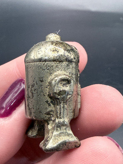 🤖 Crystal R2-D2 Carvings – Galactic Guardians of Energy