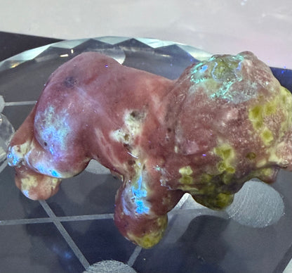Serpentine & Jasper Lion Carving with Epidote
