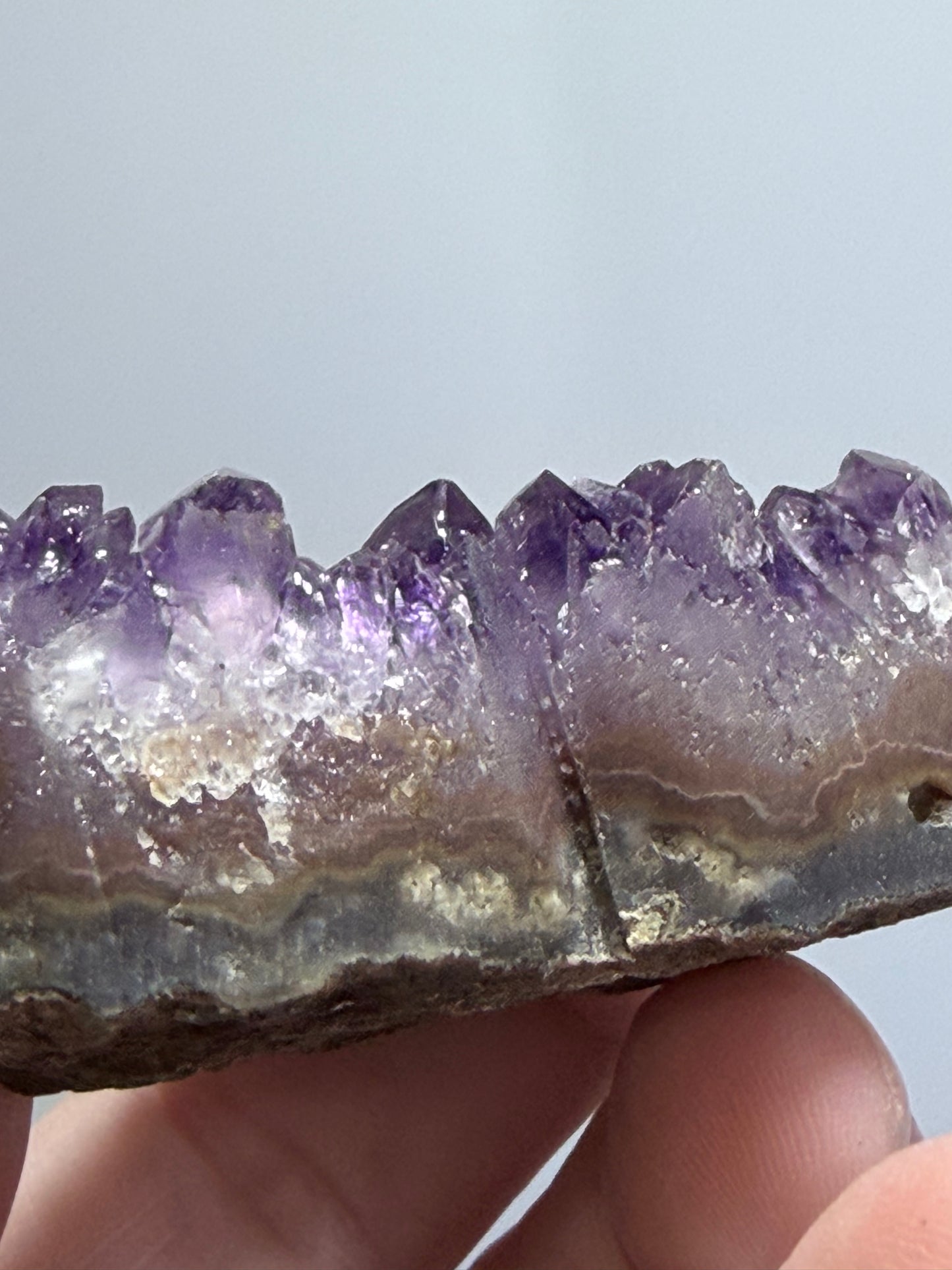 Amethyst Druzy Heart Cluster With Stand – 5cm (B)