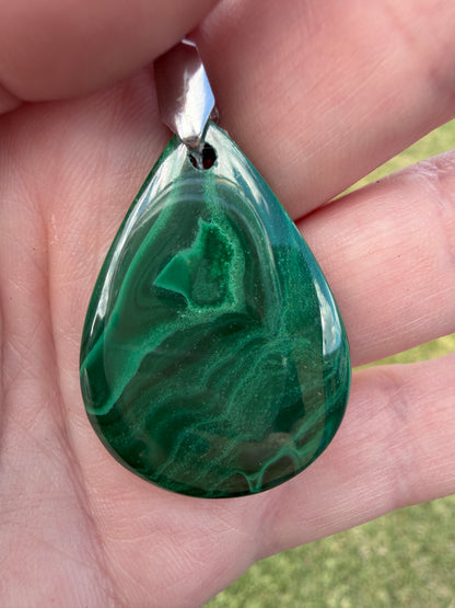 Malachite Teardrop Pendant Necklace – 50cm Rope Chain (Gift Box Included)