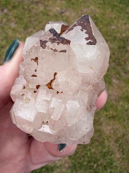 Hematoid Clear Quartz Cluster (Iron-Stained Quartz) – 136g | 6.8 × 4.4cm