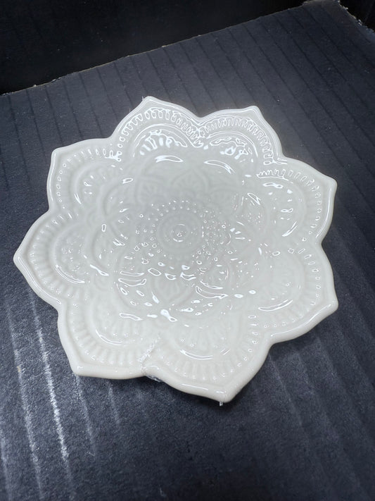 Lotus Plate