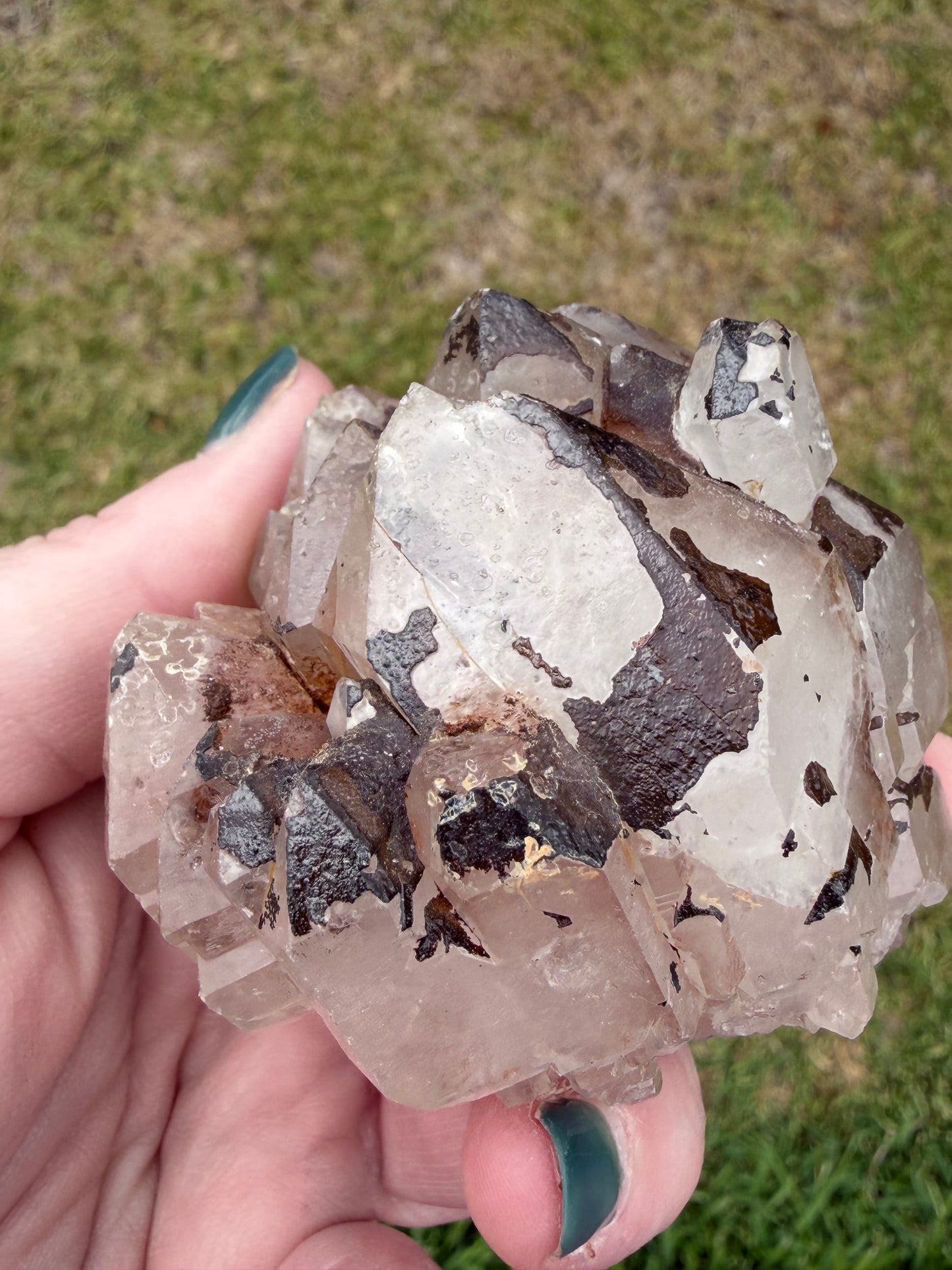 Hematoid Clear Quartz Cluster (Iron-Stained Quartz) – 222g | 6.2 × 5cm