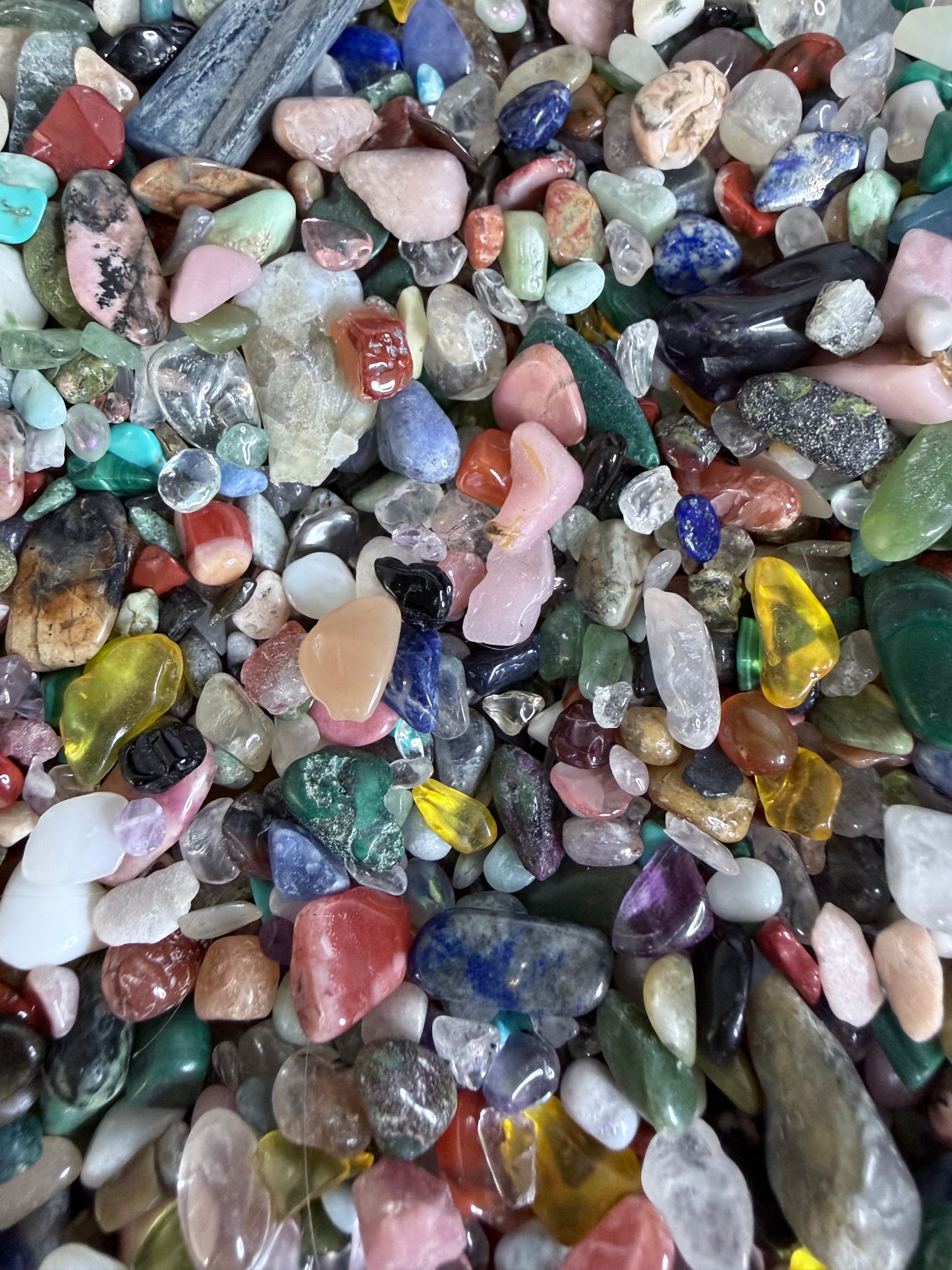 Mixed Crystal Chips – 50g Bag