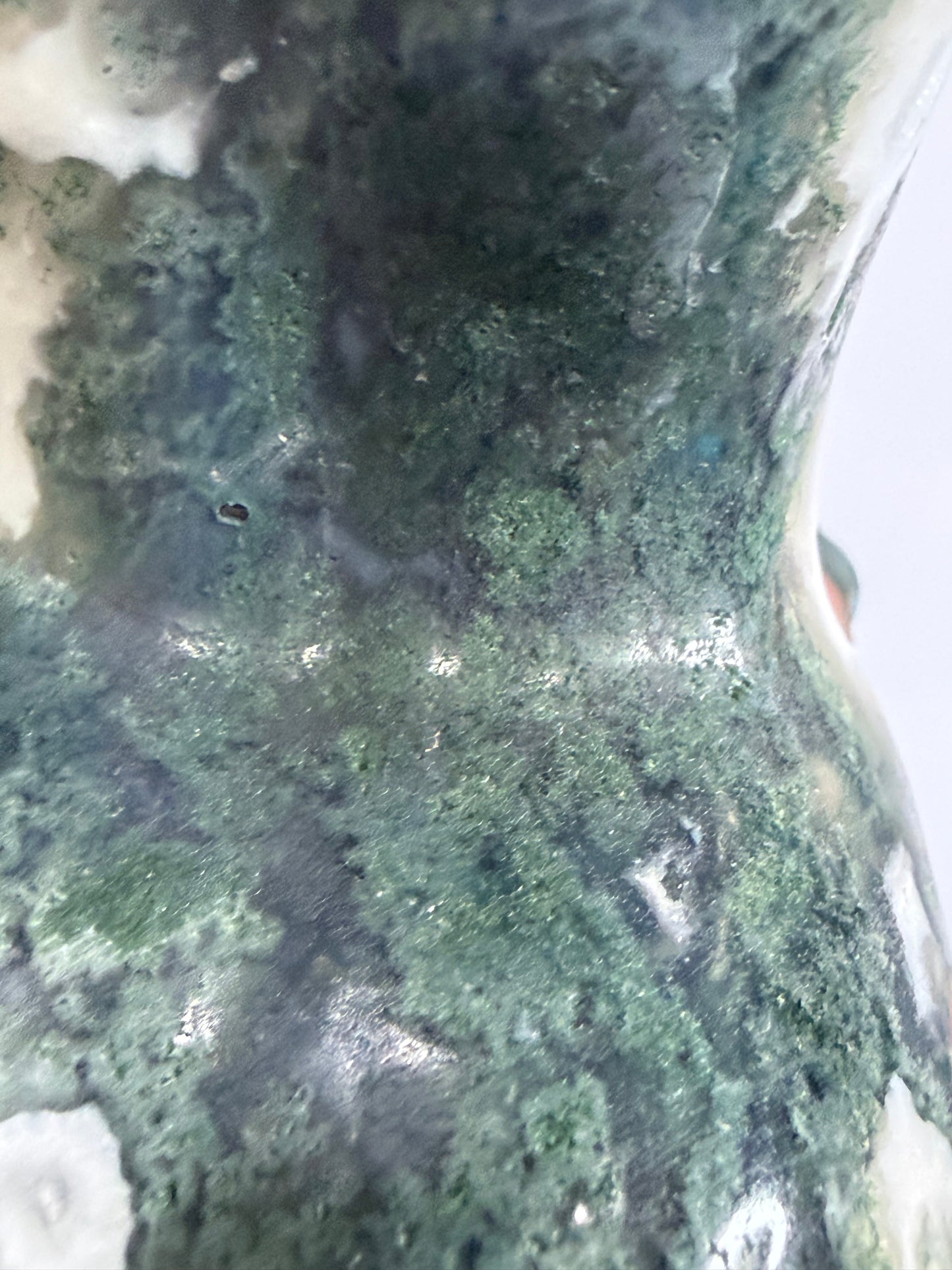 Moss Agate Goddess Statement Torso Carving – 544g - 12.5cm