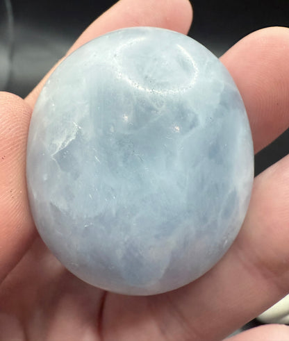 Blue Celestite Palm Stone – 5cm