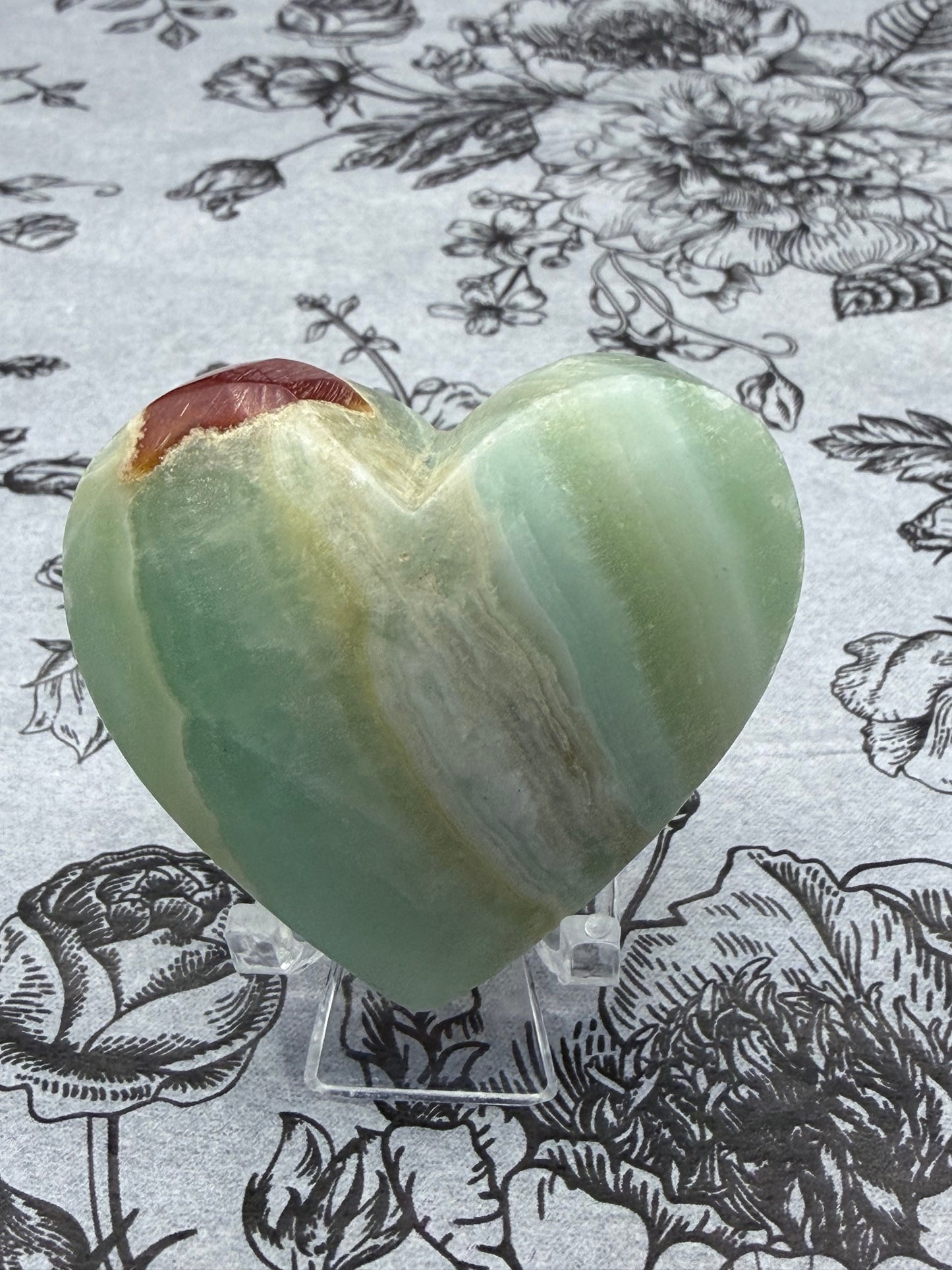Green Onyx Heart (Self-Standing) – 5.3 x 5cm (90g)