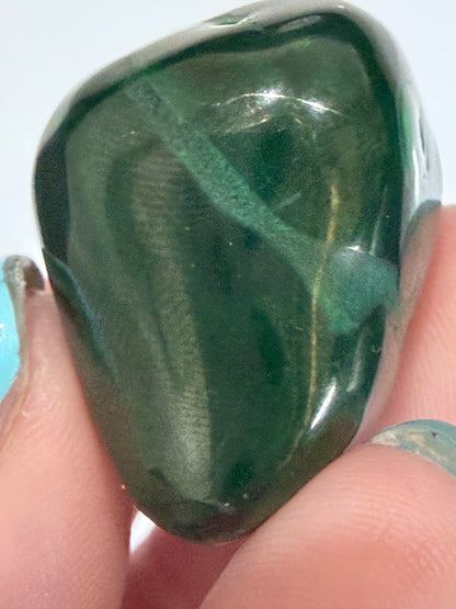 Malachite Tumble Stone – Banded & Eye Pattern B -