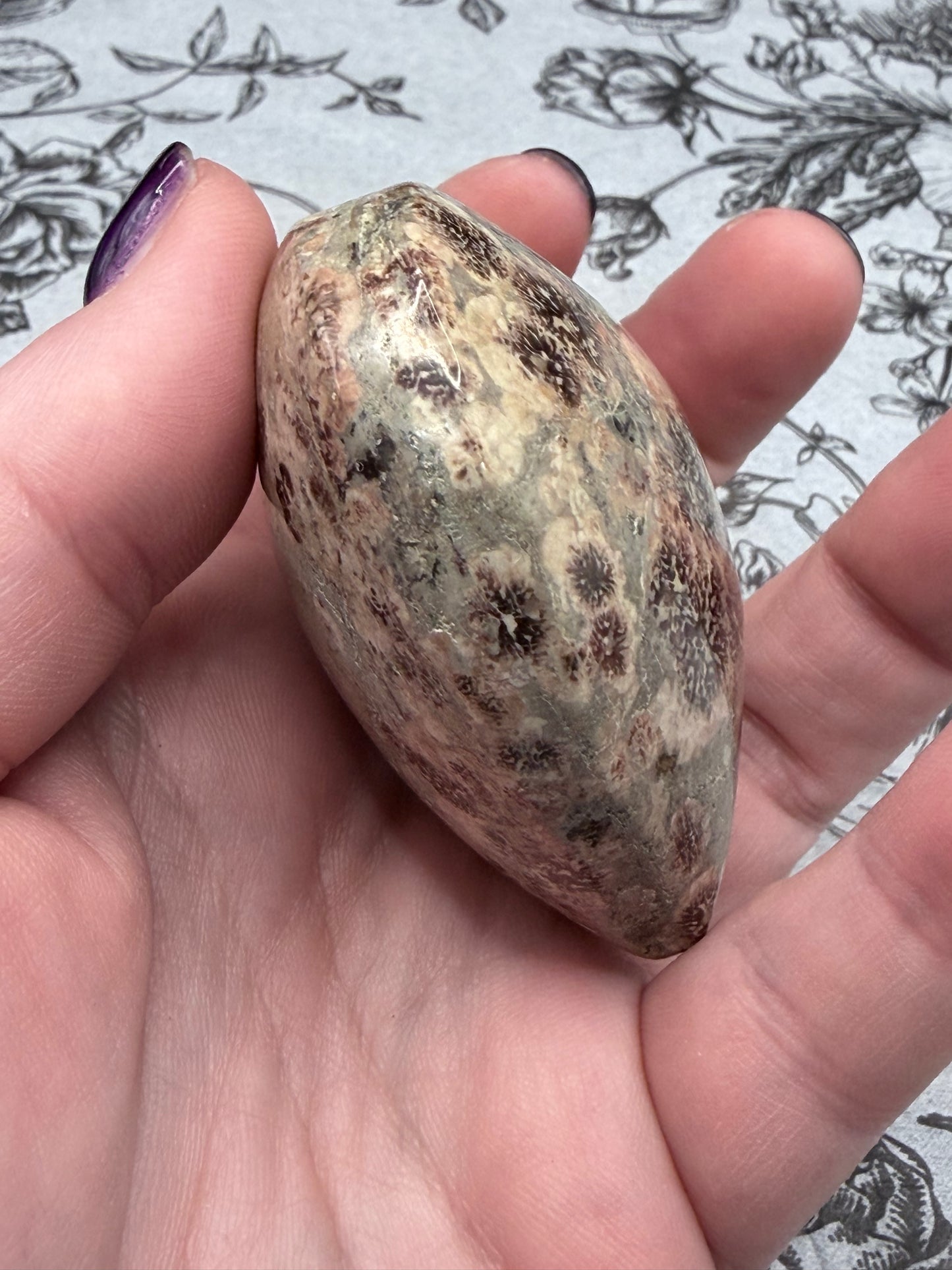 Green Flower Agate Heart – Chunky (145g, 6.5 x 6cm)