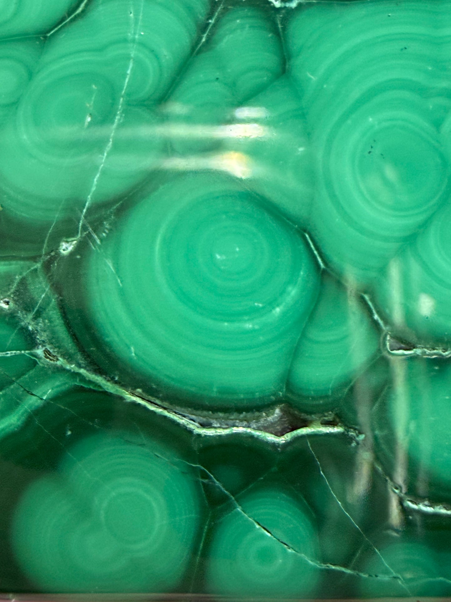 Congo Malachite Freeform With Stand – 5.8cm (C)