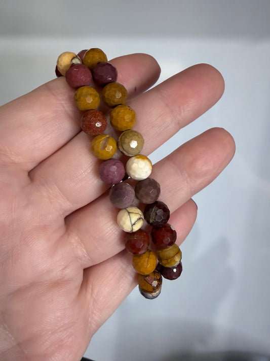 8mm Mookaite Jasper Bracelet

Grounding • Strength • Adventure