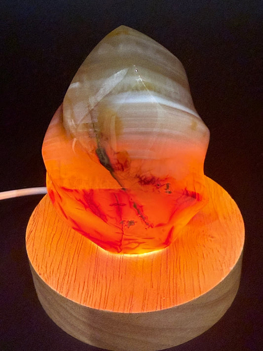 Carnelian Flame - Crystal wonderland By Lisa