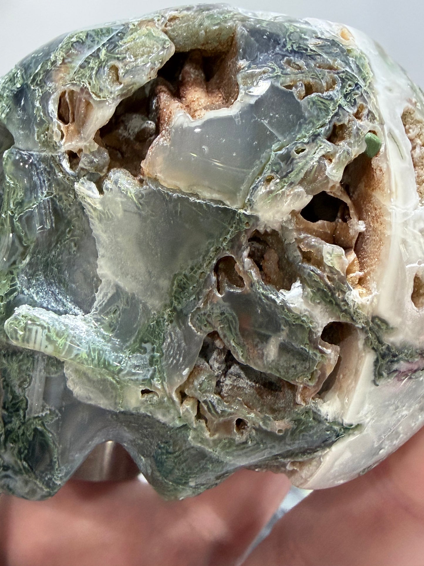 Moss Agate Druzy Skull – 8cm 277g