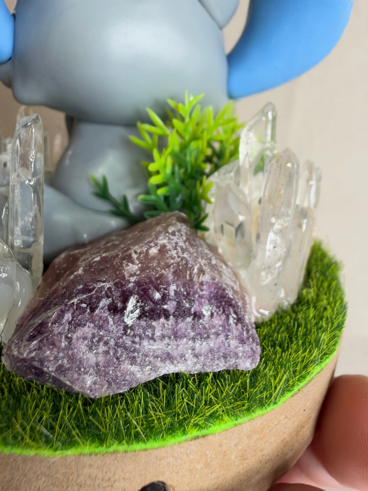 Stitch & Scrump Fluorite Crystal Garden USB Lamp