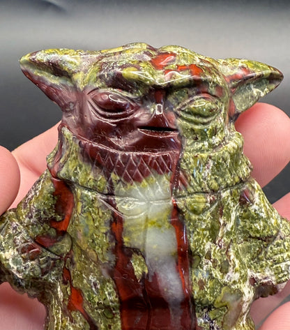 Dragons Blood Stone Baby Yoda – 5.7cm | 150g - Crystal wonderland By Lisa