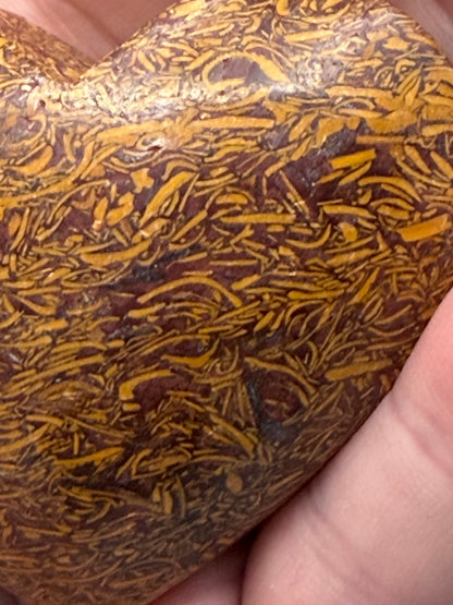 Calligraphy Stone Heart (Calligraphy Jasper / Mariyam Jasper) – 113g | 6 x 5.4cm