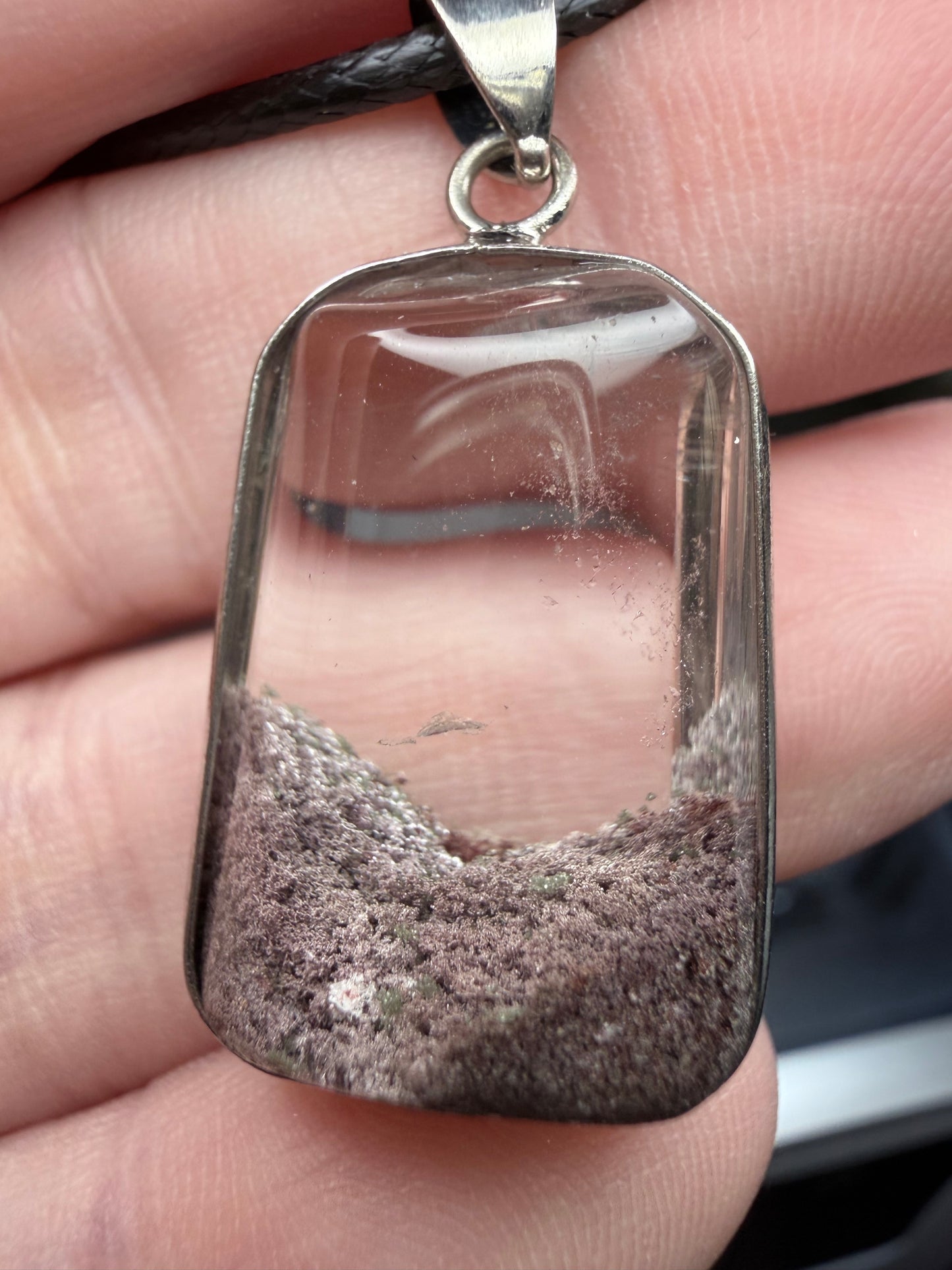 Garden Quartz (Lodolite) Pendant – Landscape Crystal with Cord (3.7cm)