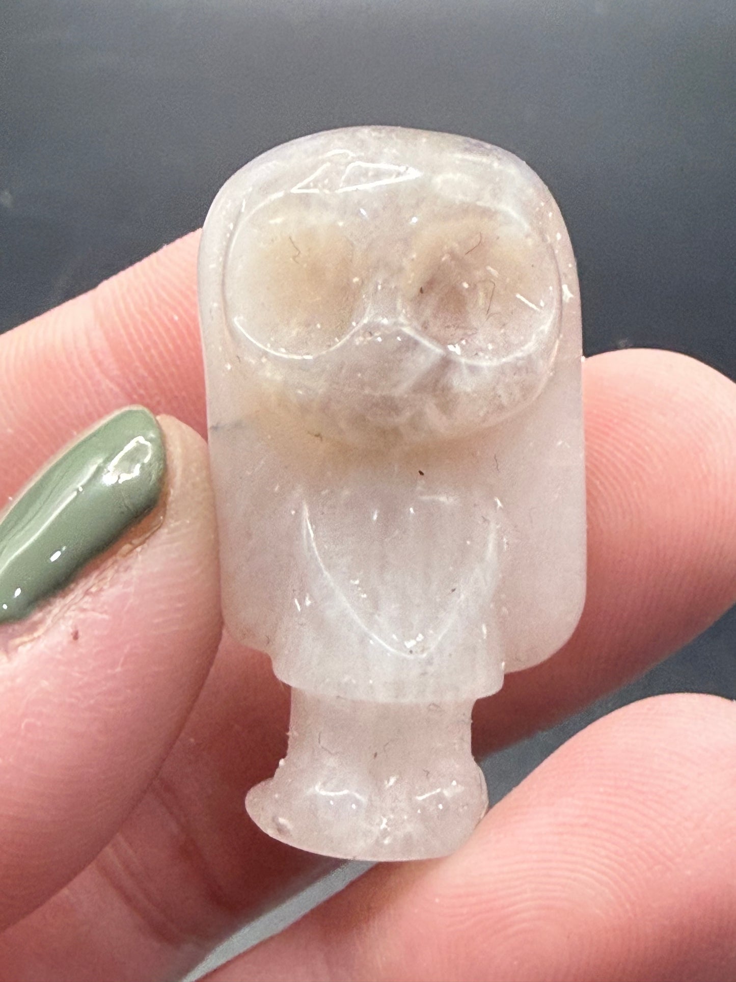 Agate Sally Carving – 4.2cm