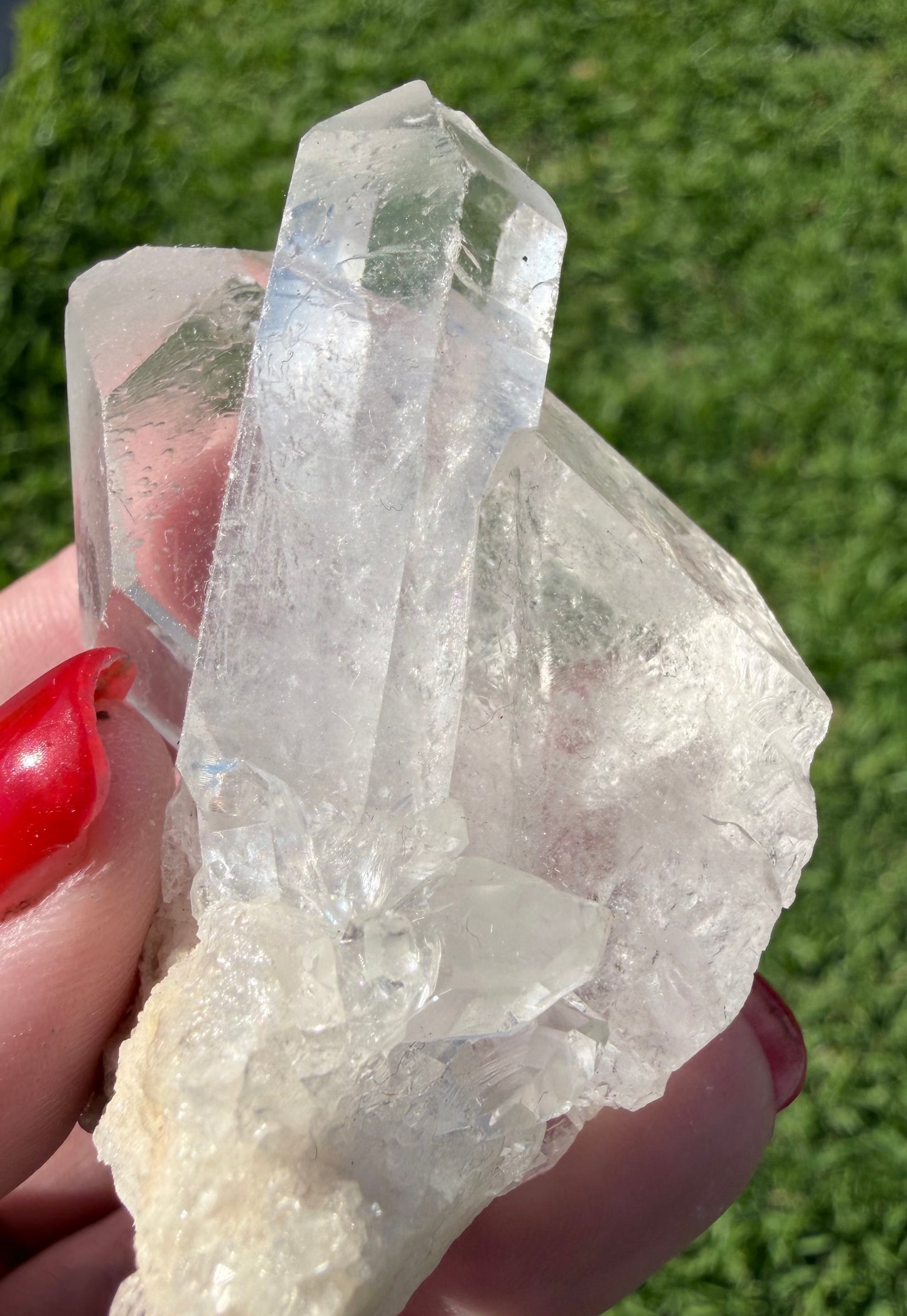 Clear Quartz Twin Cluster – 60g