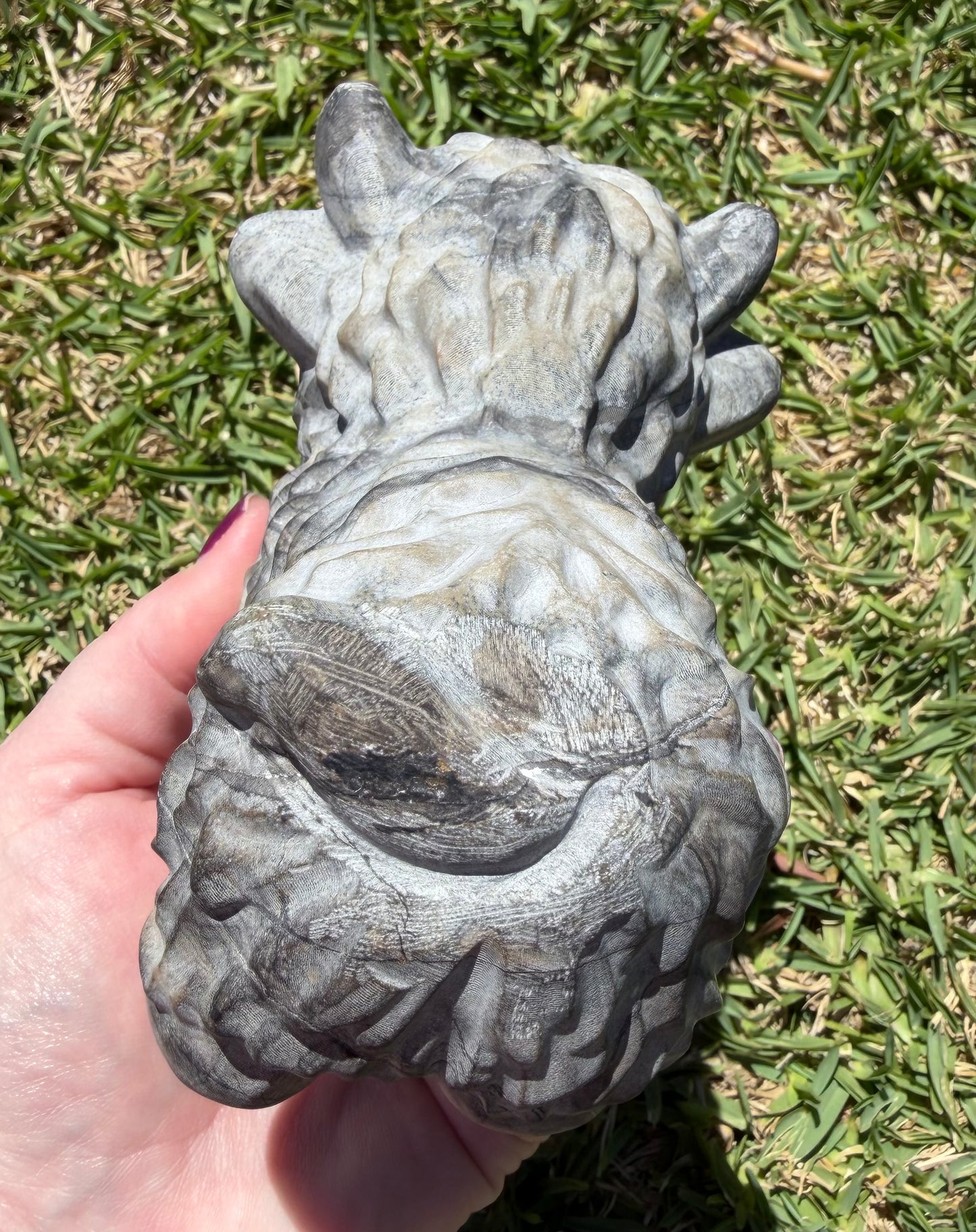 Picasso Jasper Highland Cow Crystal Carving – 13 × 11cm (1.1kg)